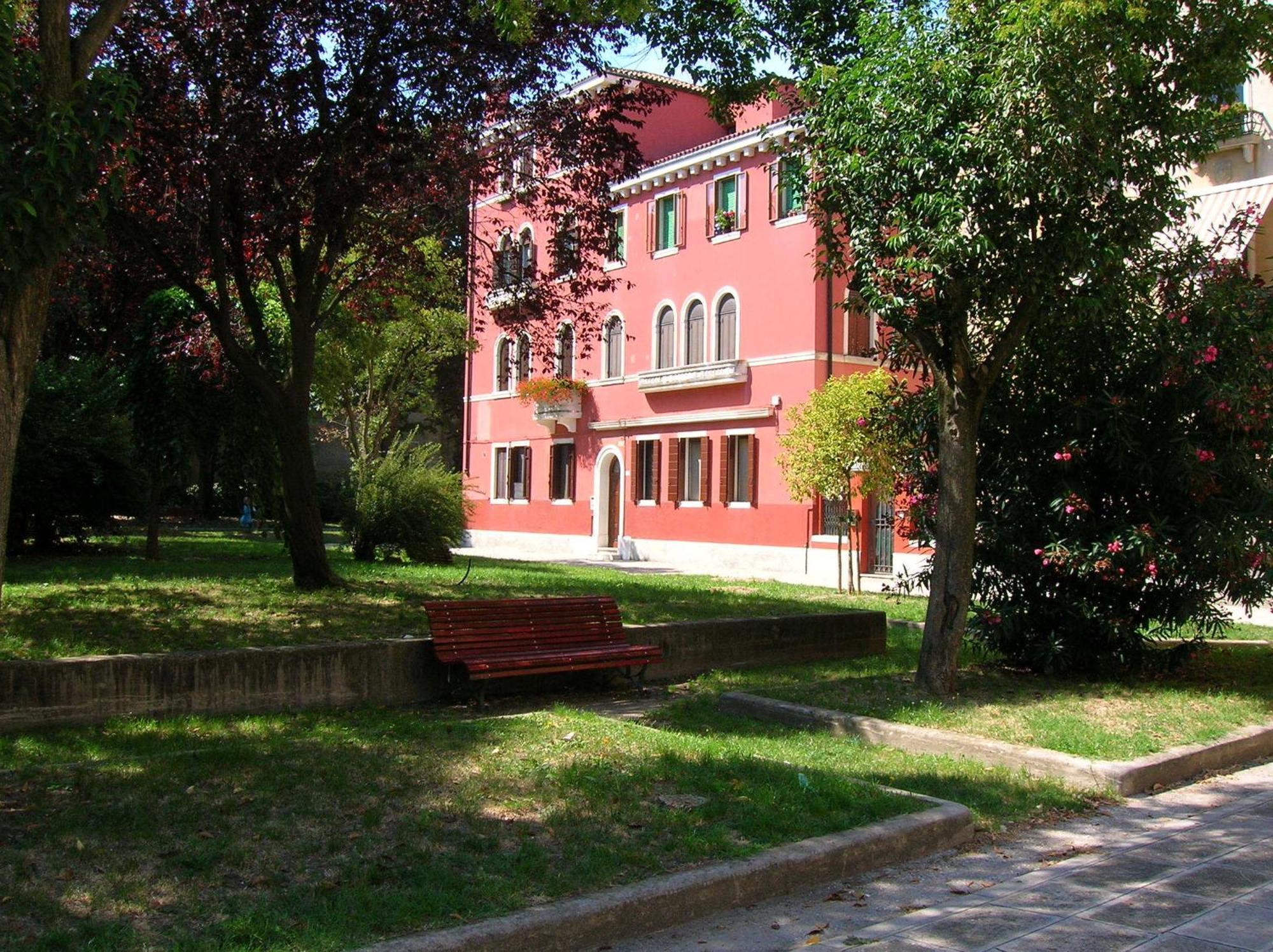 Biennale Bed and Breakfast Venetië Buitenkant foto